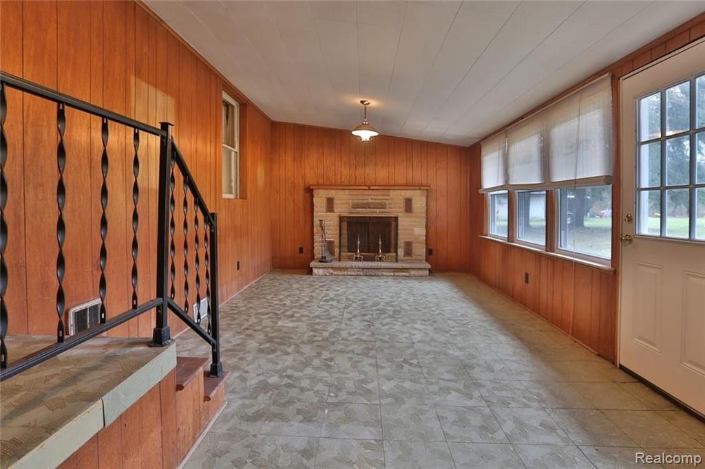 8927 Bunton Road Willis, MI 48191 - Photo 15 of 25