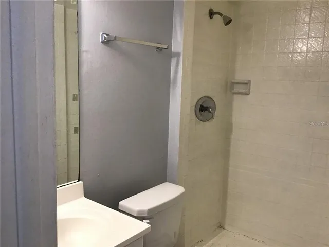 $1,500 | 6037 Amberly Court, Unit F35, Orlando, FL 32822