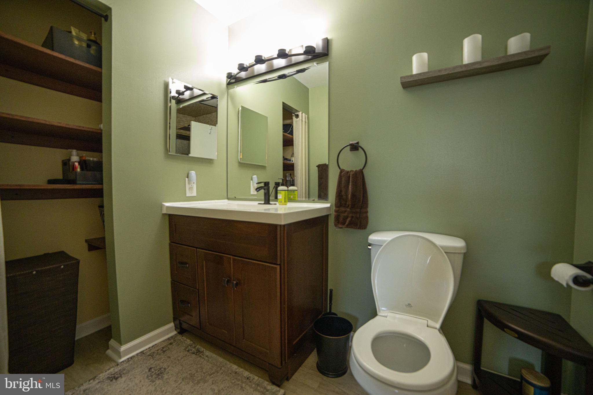 156 Marie Circle Aston, PA 19014 - Photo 19 of 27