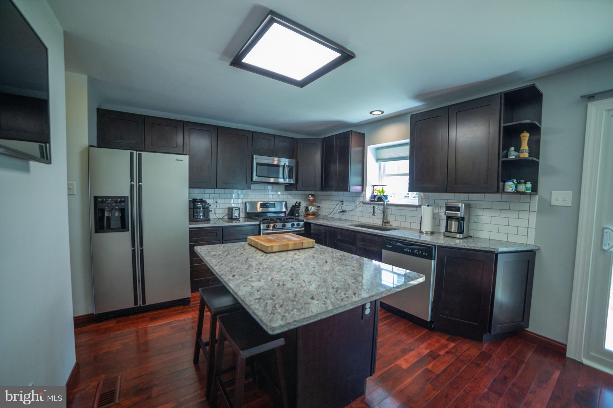 156 Marie Circle Aston, PA 19014 - Photo 9 of 27