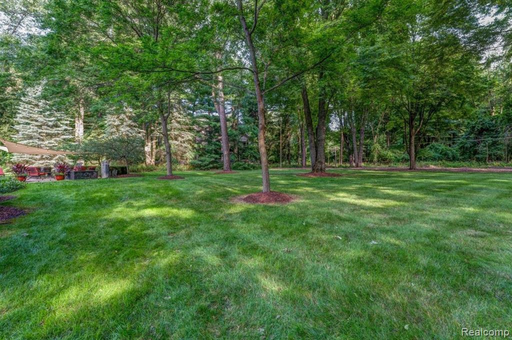 28265 West 14 Mile Road Farmington Hills, MI 48334 - Photo 18 of 69