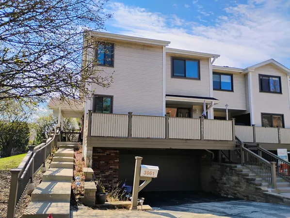 $3,900 | 3061 Pheasant Creek Drive, Northbrook, IL 60062