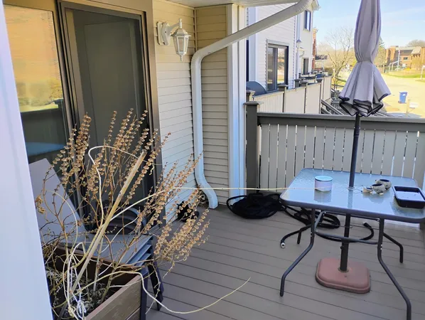 $3,900 | 3061 Pheasant Creek Drive, Northbrook, IL 60062