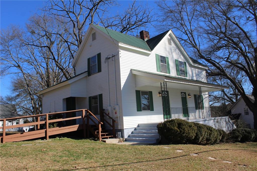 11 Liberty Street Gainesville, GA 30501 - Photo 1 of 37