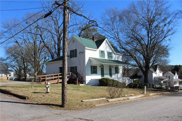 $1,750 | 11 Liberty Street, Gainesville, GA 30501