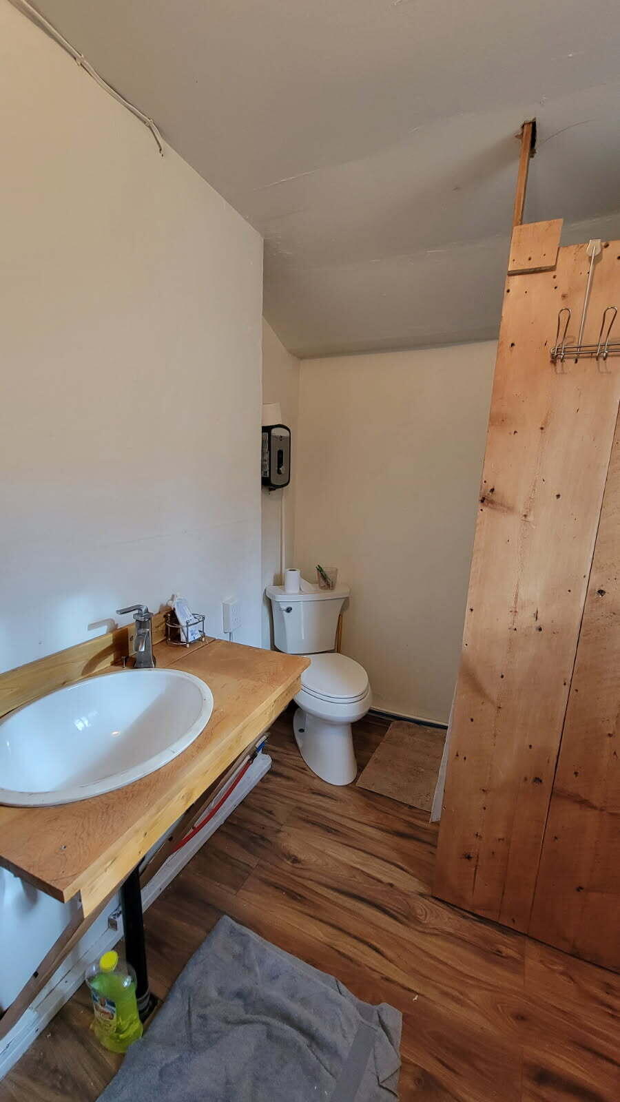 126 South Nelson Street Mitchell, OR 97750 - Photo 6 of 10 a bathroom with a sink and a mirror