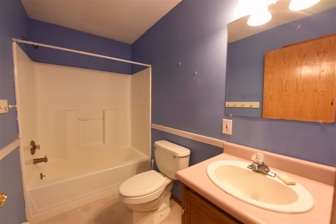 18 Snow Pond Road Concord, NH 03301 - Photo 14 of 33