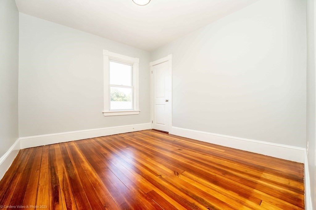 406 Main Street Fairhaven, MA 02719 - Photo 20 of 41