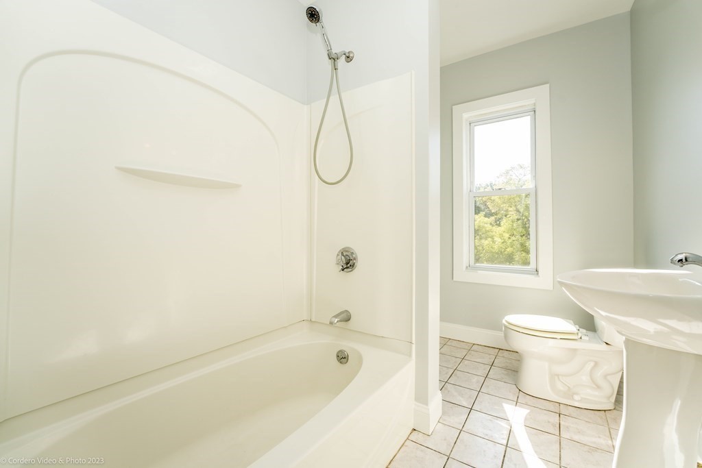 406 Main Street Fairhaven, MA 02719 - Photo 24 of 41