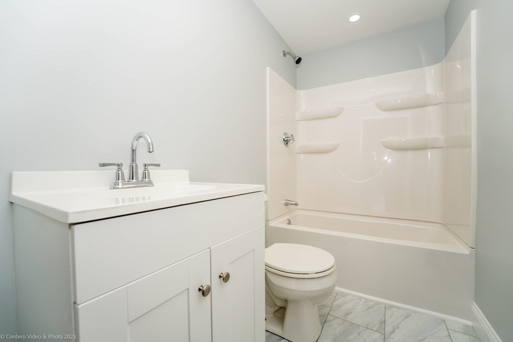 406 Main Street Fairhaven, MA 02719 - Photo 6 of 41