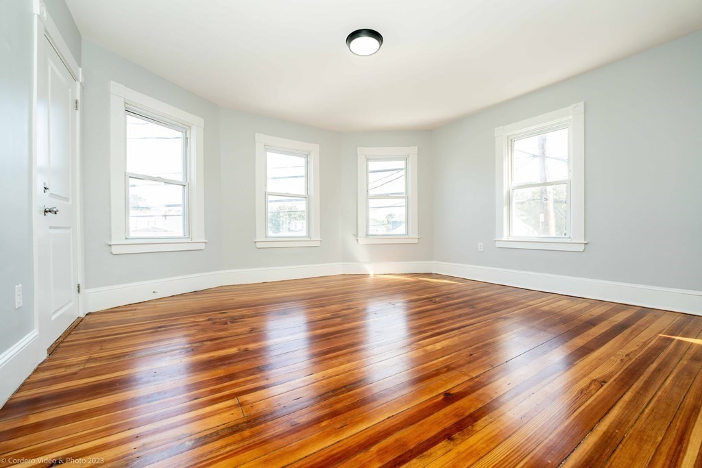 406 Main Street Fairhaven, MA 02719 - Photo 7 of 41