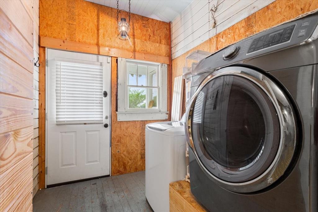 2600 Colcord Avenue Waco, TX 76707 - Photo 16 of 37 a close up view of washer and dryer
