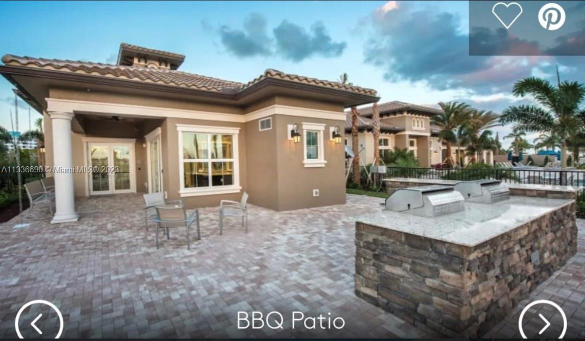 Hillcrest Hollywood, FL 33021 - Photo 17 of 30 a view of a house with a patio