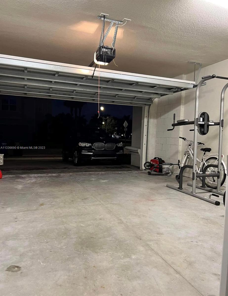 Hillcrest Hollywood, FL 33021 - Photo 30 of 30 a view of room with gym equipment