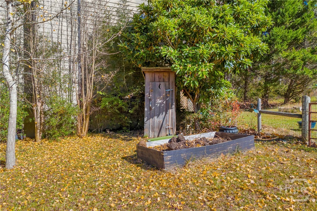 395 Round Table Road Athens, GA 30606 - Photo 39 of 44