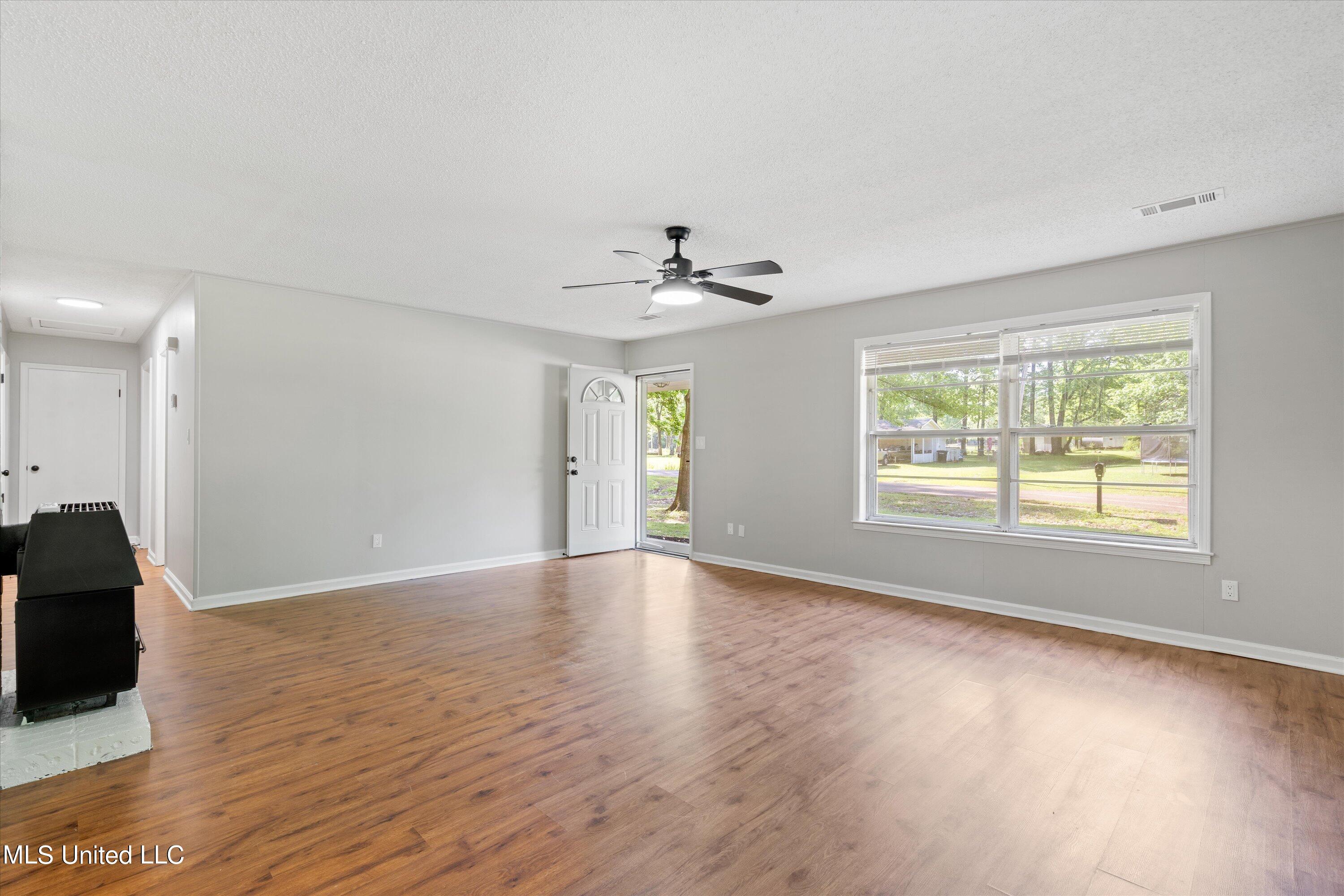 258 Crestfield Road Coldwater, MS 38618 - Photo 8 of 31 08-DSC1331