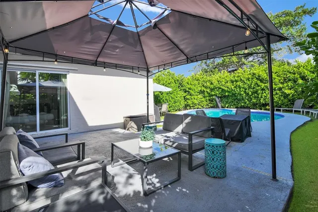 $760,000 | 214 Southeast 6th Street, Dania Beach, FL 33004