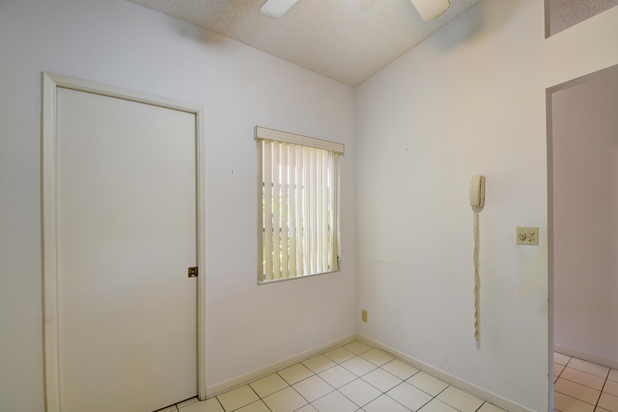 8071 Songbird Terrace Boca Raton, FL 33496 - Photo 12 of 31 Eat in Kitchen