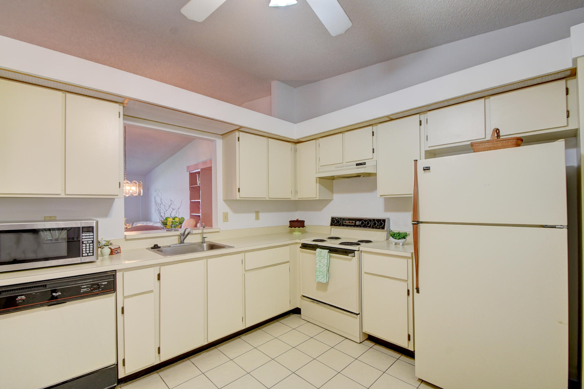 8071 Songbird Terrace Boca Raton, FL 33496 - Photo 13 of 31 DSC_4679_80_81_82_83