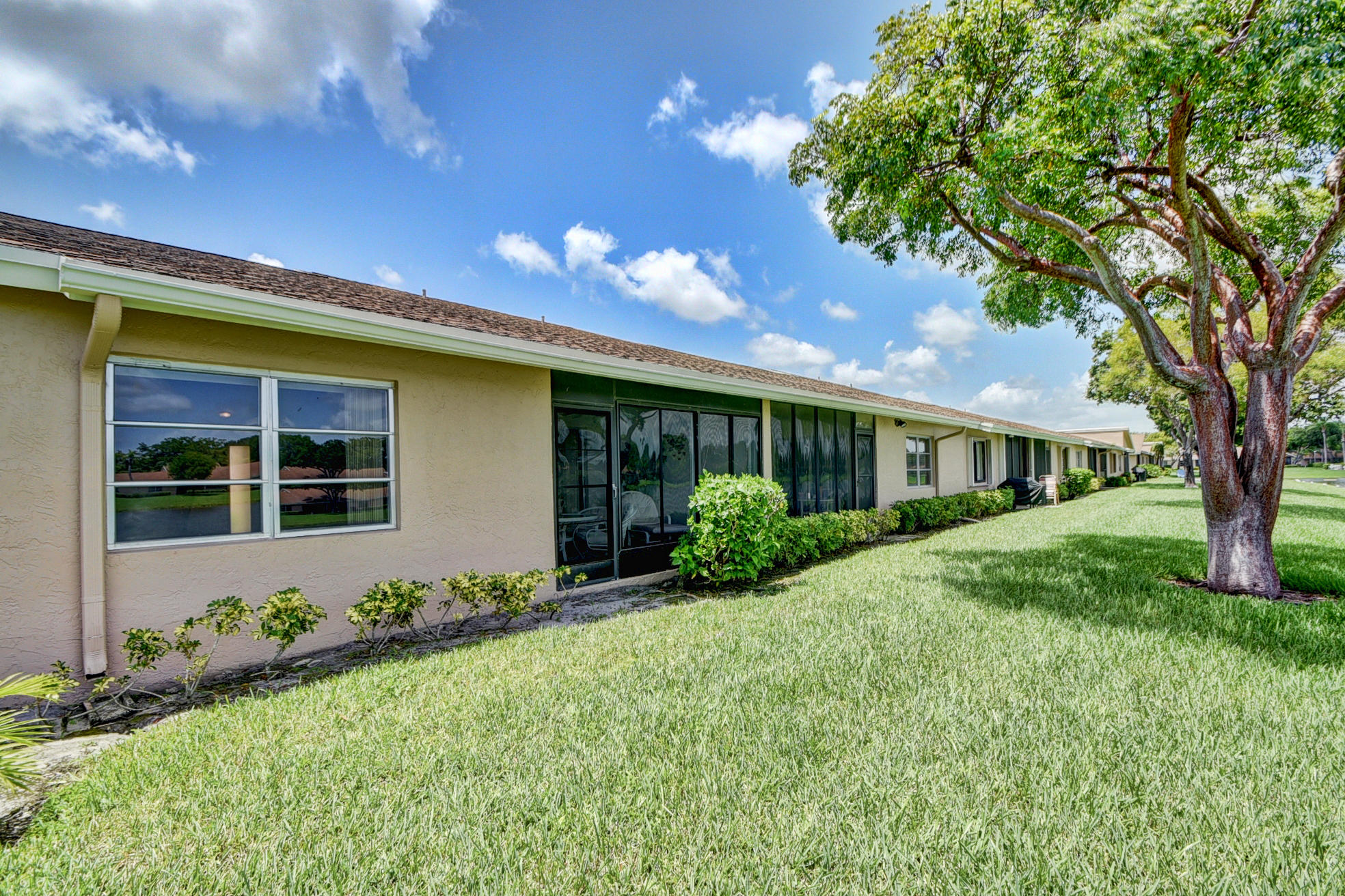 8071 Songbird Terrace Boca Raton, FL 33496 - Photo 23 of 31 DSC_4809_10_11_12_13