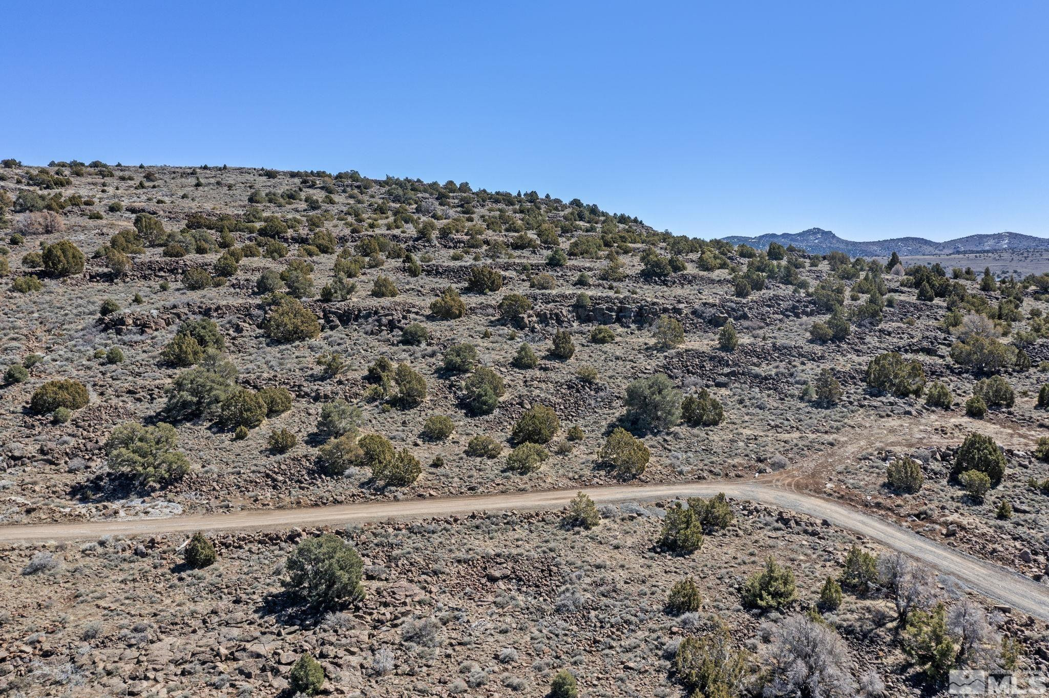 3150 Sheridan Road Reno, NV 89521 - Photo 4 of 27 a view of a large building
