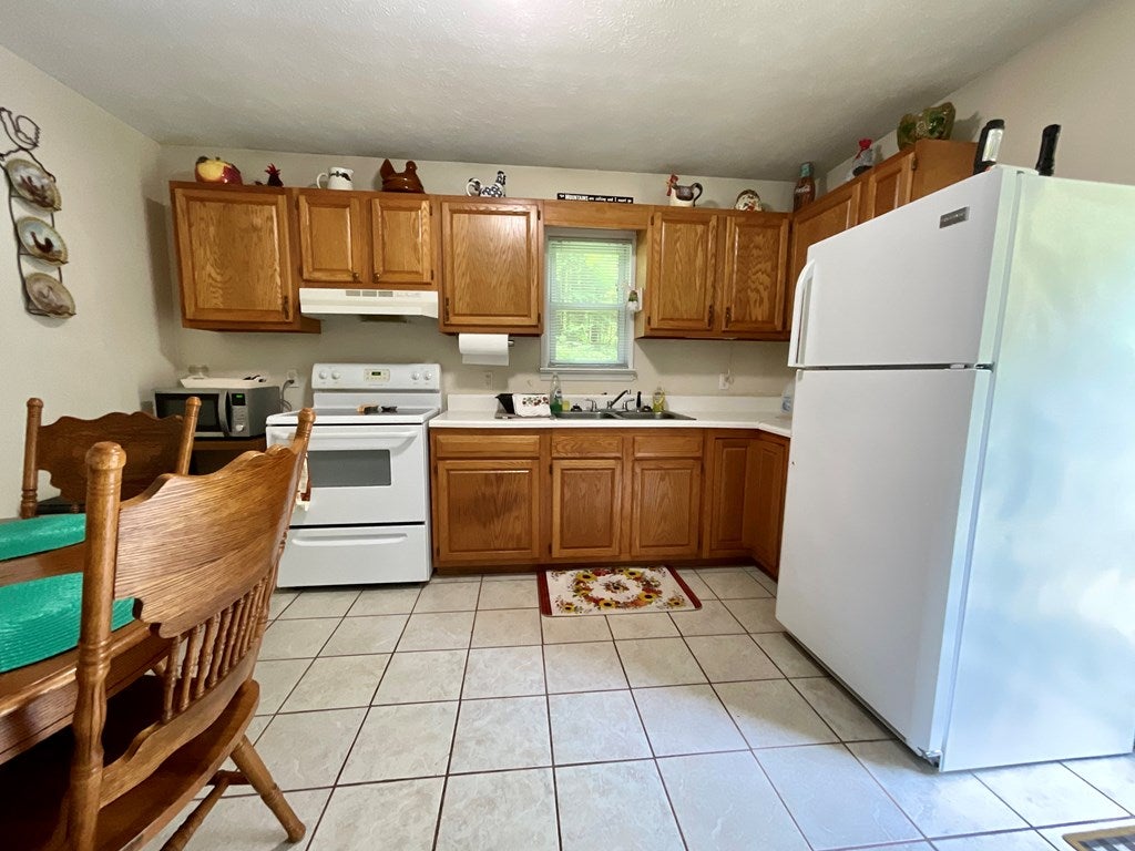 2505 Birchtree Road Hillsville, VA 24343 - Photo 7 of 16 Gallery Image 7