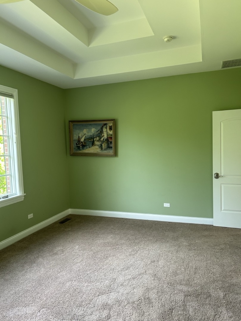 73 Locust Road Winnetka, IL 60093 - Photo 12 of 25