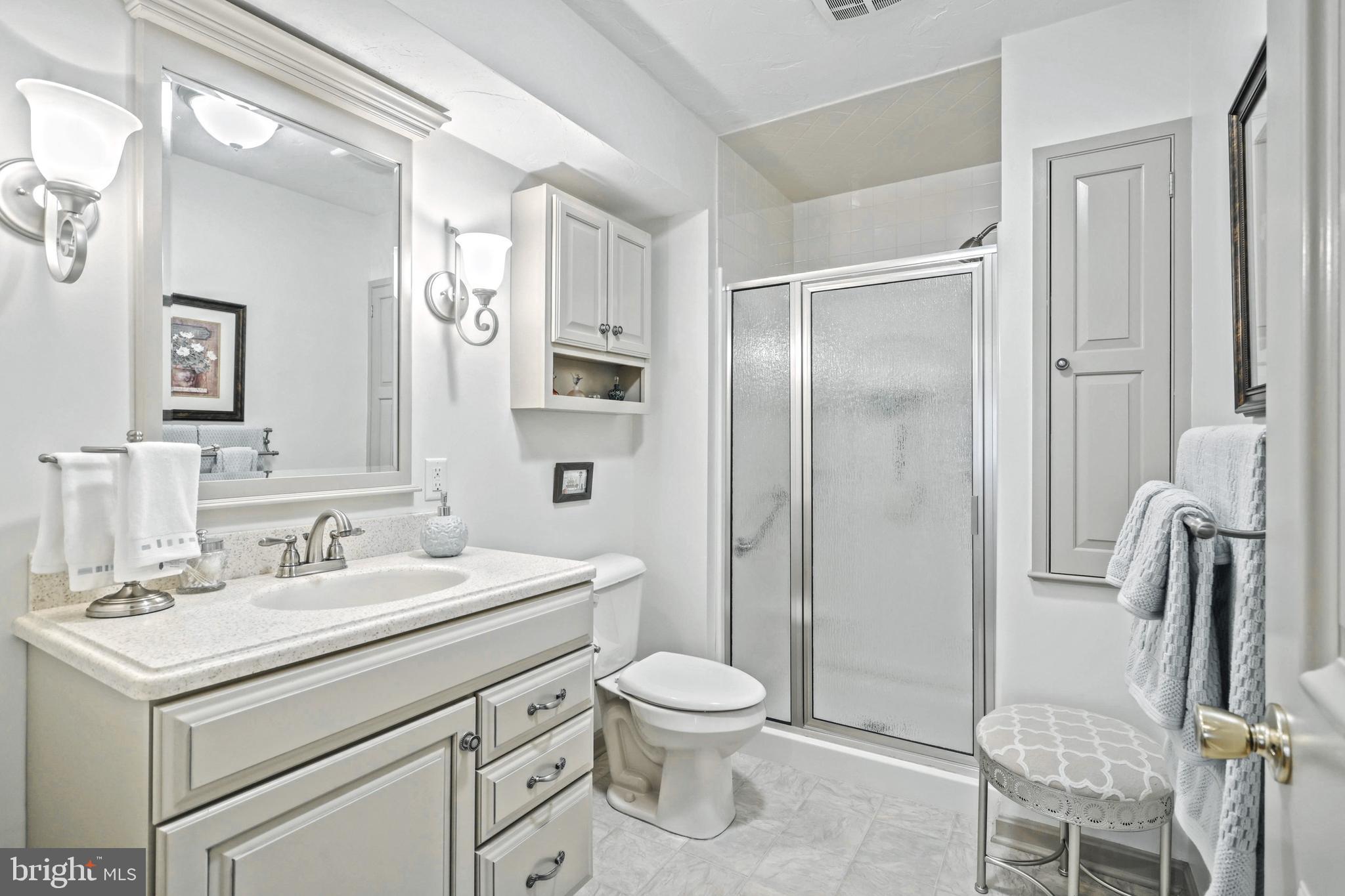 417 Deerfield Drive Hanover, PA 17331 - Photo 14 of 32