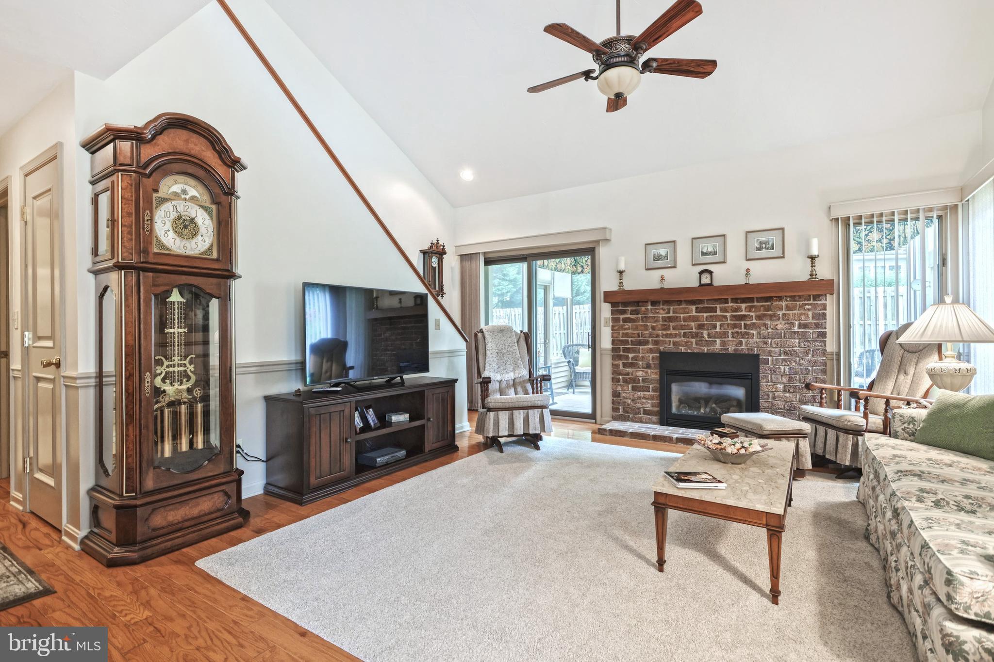 417 Deerfield Drive Hanover, PA 17331 - Photo 3 of 32