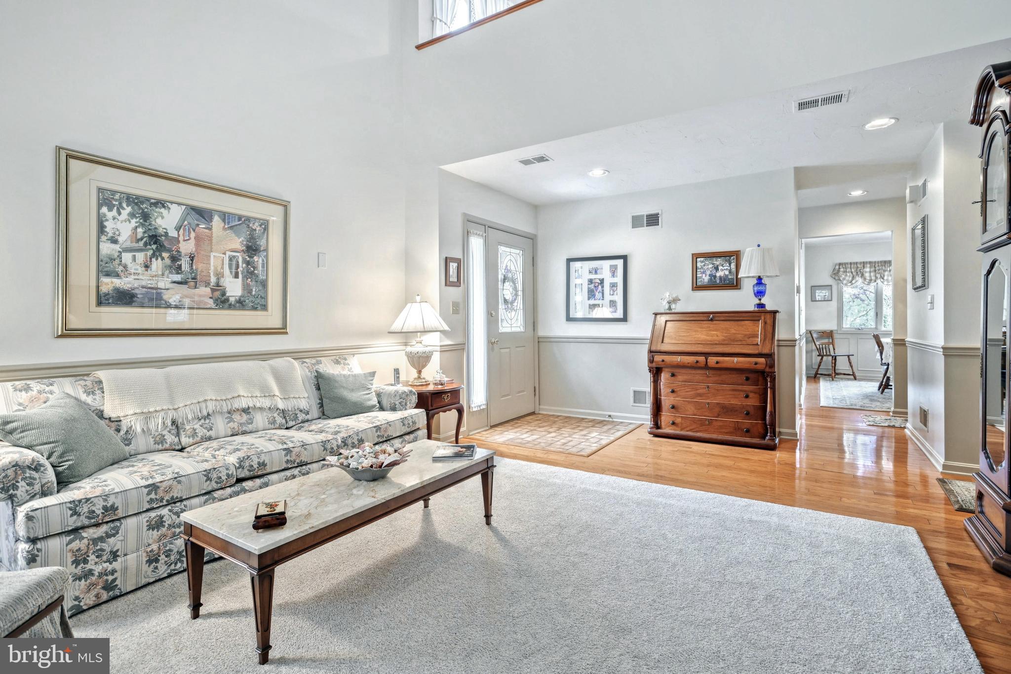 417 Deerfield Drive Hanover, PA 17331 - Photo 6 of 32