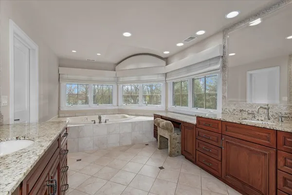 $1,850,000 | 1505 Northwoods Road, Deerfield, IL 60015