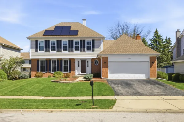 $565,000 | 1347 Hunter Drive, Bartlett, IL 60103