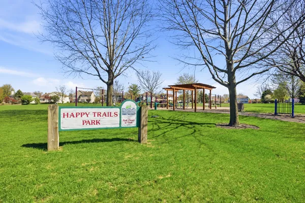 $565,000 | 1347 Hunter Drive, Bartlett, IL 60103