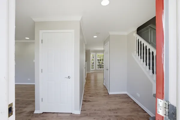 $565,000 | 1347 Hunter Drive, Bartlett, IL 60103