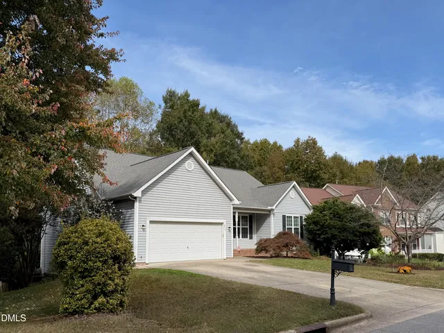 $775,000 | 210 Gingergate Drive, Cary, NC 27519