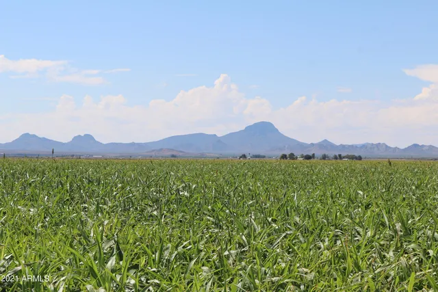 a view of a mountain with a outdoor space