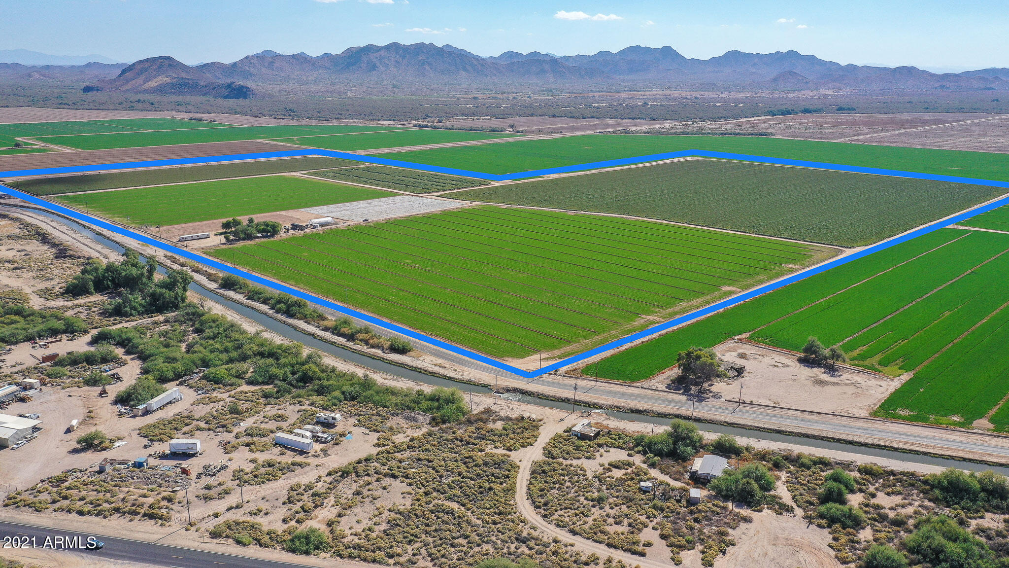 33311 West Ray Road Arlington, AZ 85322 - Photo 19 of 25 a view of an outdoor space with a lake