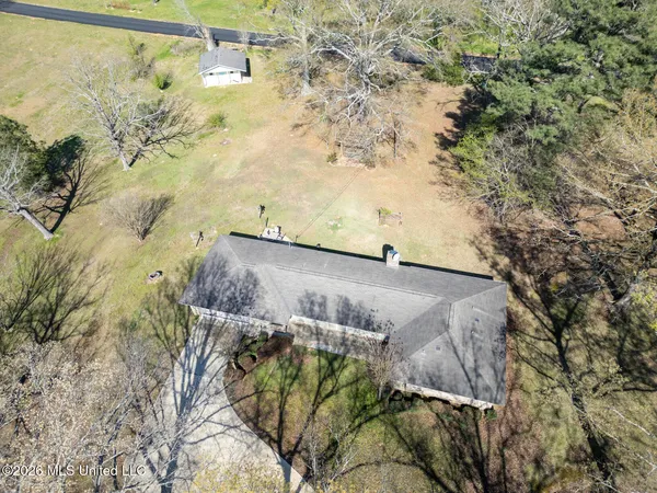 $169,900 | 2021 Highway 35, Walnut Grove, MS 39189