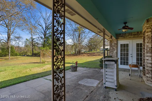 $169,900 | 2021 Highway 35, Walnut Grove, MS 39189