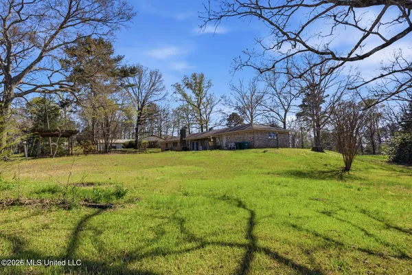 $169,900 | 2021 Highway 35, Walnut Grove, MS 39189