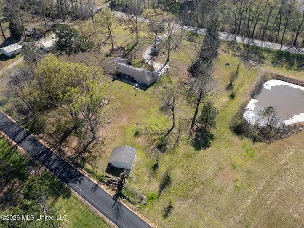 $169,900 | 2021 Highway 35, Walnut Grove, MS 39189
