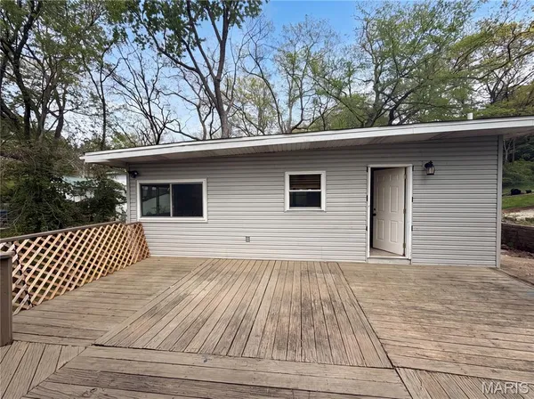 $184,000 | 8479 Lake Drive, Cedar Hill, MO 63016