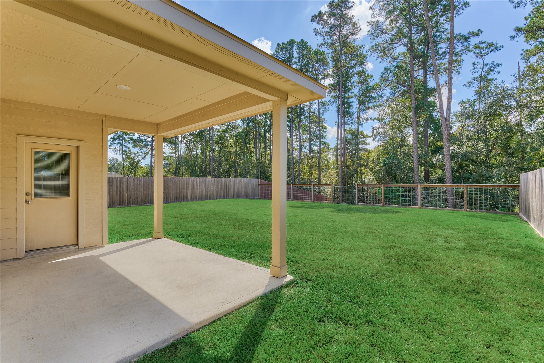 12139 La Salle River Road Conroe, TX 77304 - Photo 5 of 42