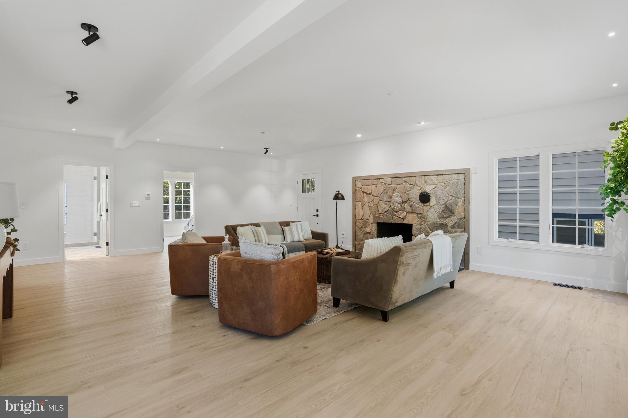 300 Lewis Street Northwest Vienna, VA 22180 - Photo 13 of 20 2nd Family rm view to 1st floor bedroom/full bath
