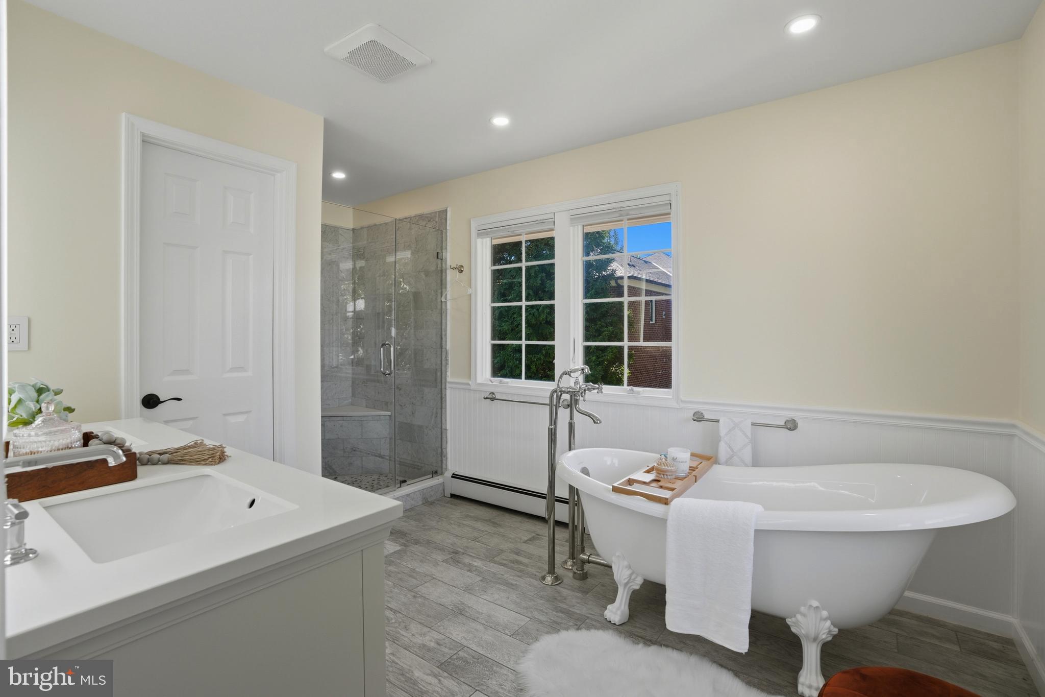 300 Lewis Street Northwest Vienna, VA 22180 - Photo 18 of 20 Separate Main Bathroom w/huge shower and tub