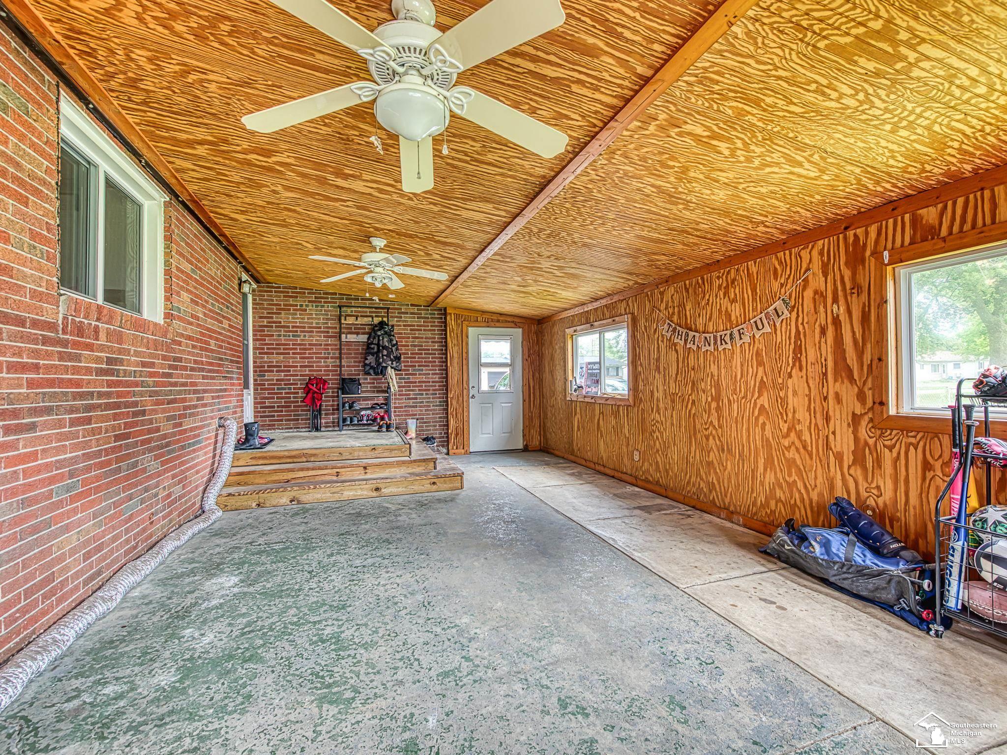 1942 South Custer Road Monroe, MI 48161 - Photo 23 of 26