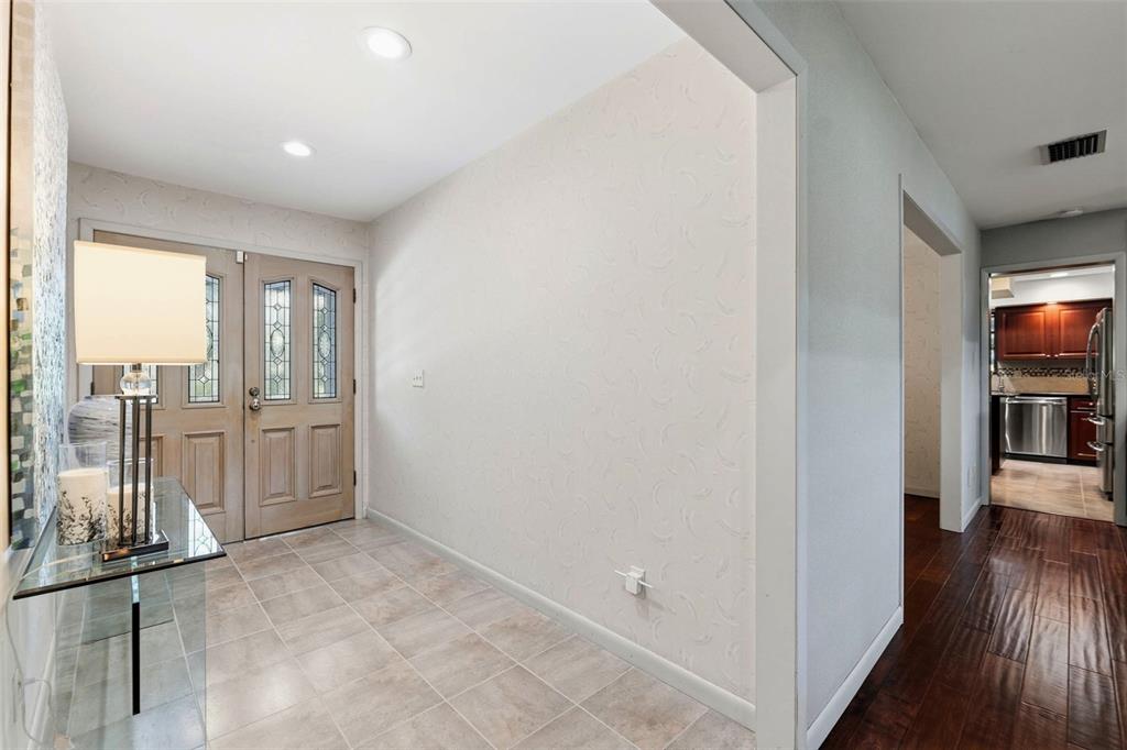 708 Warren Road Lutz, FL 33548 - Photo 21 of 65