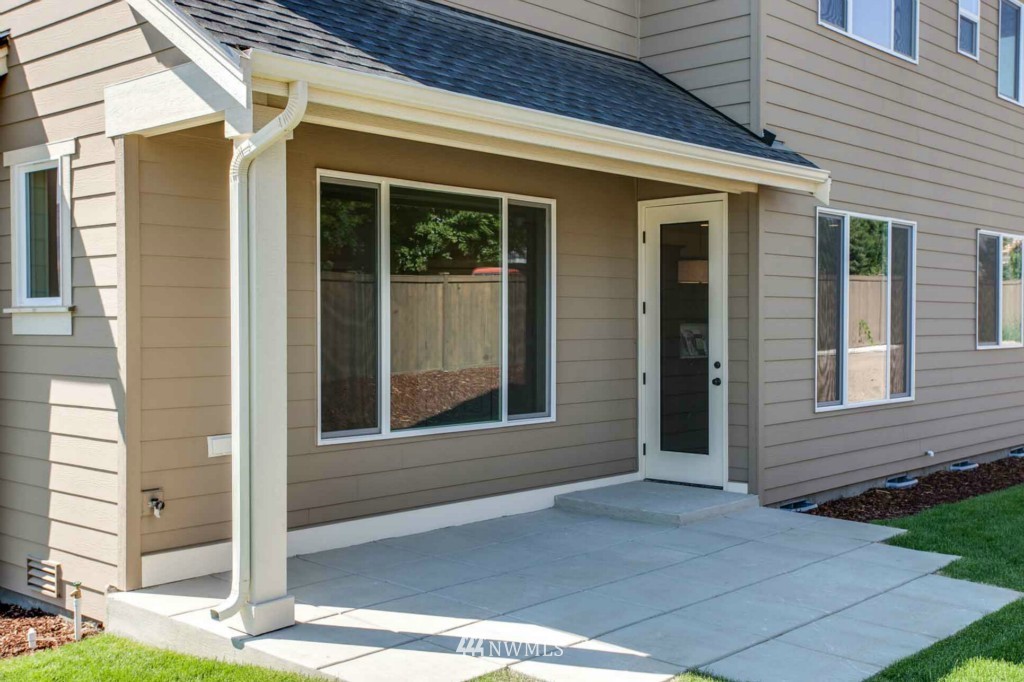 22611 38th Drive Southeast Bothell, WA 98021 - Photo 2 of 15