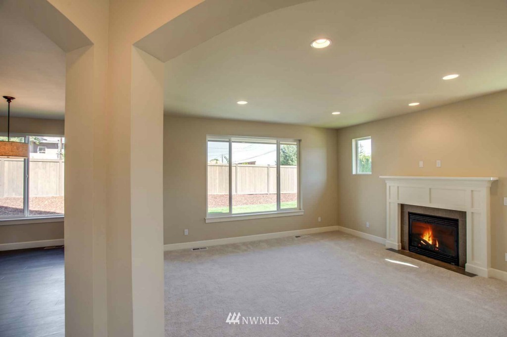 22611 38th Drive Southeast Bothell, WA 98021 - Photo 5 of 15