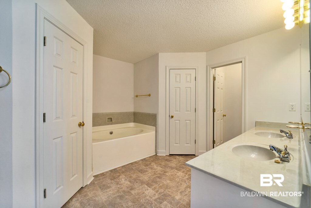 9585 Wulff Road South Semmes, AL 36575 - Photo 14 of 25